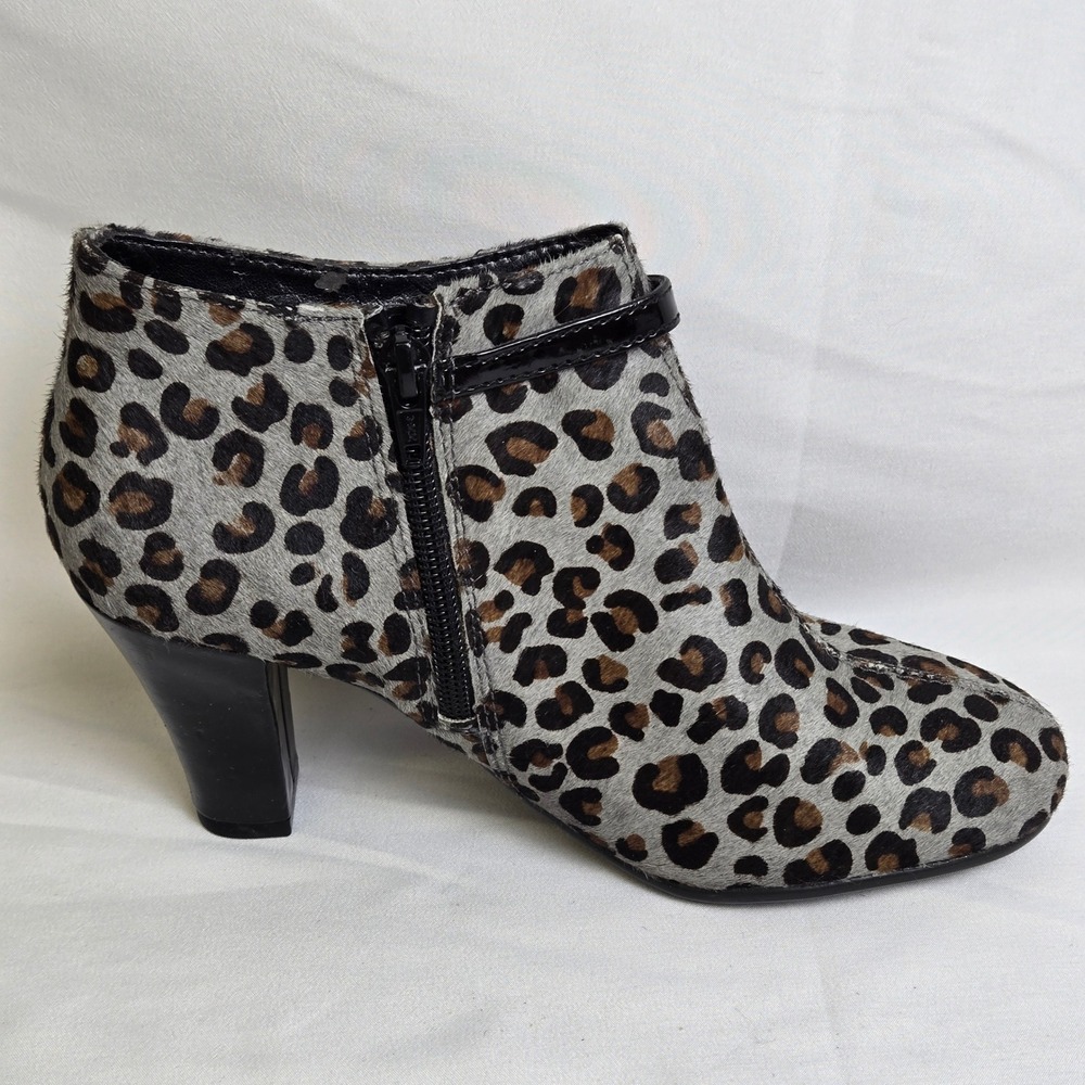 Aerosoles Patrole Car Leopard Print Ankle Booties, Patent Leather Buckle, Size 6 - Picture 10 of 16